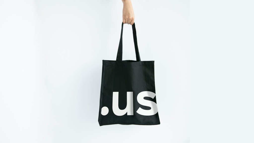 How Tote Bags Became the Ultimate Sustainability Icon and Style&nbsp;Statement