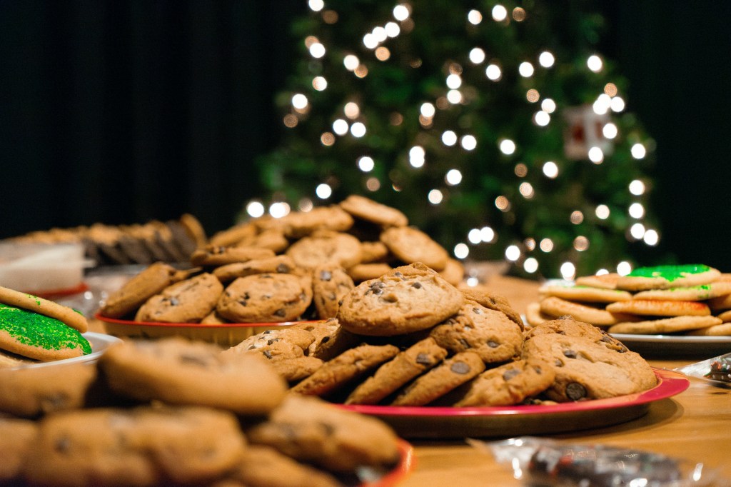 How Christmas Cookie Recipes Became the Sweetest Family Tradition You Can Start Today
