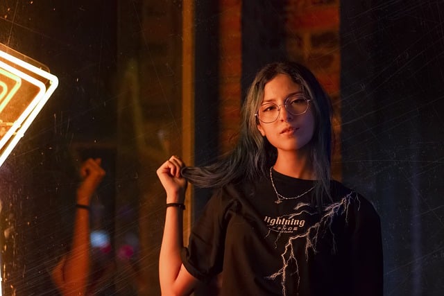 Not Sneakers and Not Ballerinas—This Flat-Shoe Trend Is Far Chicer for Spring