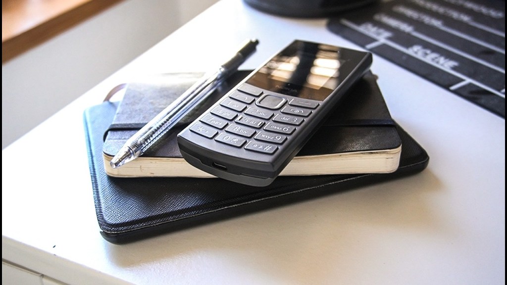 Why I Went Fully Analog—My Ultimate Setup! (dumb phone, notebook..)