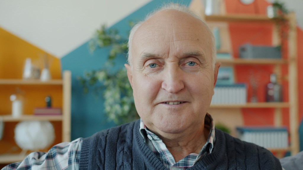 10 Essential Things to Do As a Senior Living&nbsp;Alone